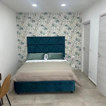 Maison Franca 3* ナポリ